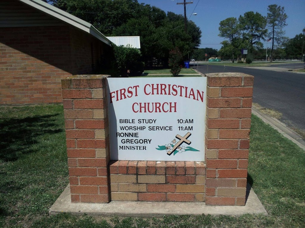 First Christian Church | 201 Robin St, Elgin, TX 78621, USA | Phone: (512) 285-2629