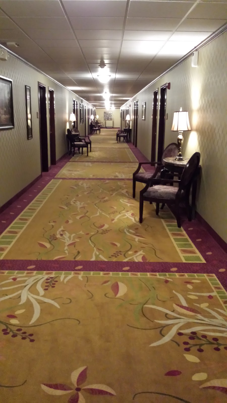 Salvatores Grand Hotel | 6675 Transit Rd, Buffalo, NY 14221, USA | Phone: (716) 636-4900