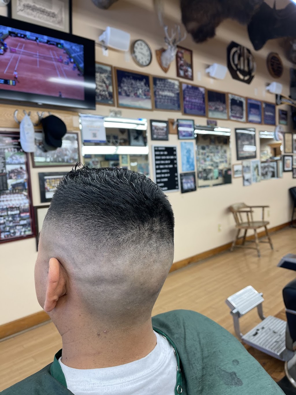 Los Gatos Barber Shop | 15692 Los Gatos Blvd, Los Gatos, CA 95032, USA | Phone: (408) 356-9712