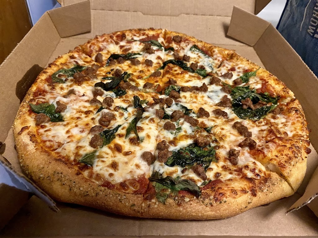 Dominos Pizza | 385 Franklin St, Melrose, MA 02176, USA | Phone: (781) 665-0049
