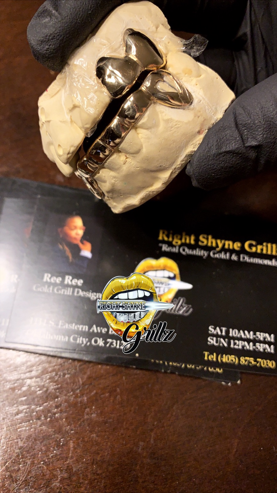 Right Shyne Grillz | 5505 Main St #103, Del City, OK 73115, USA | Phone: (405) 875-7030