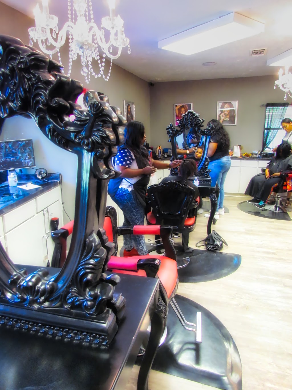 Treasure Chest Beauty Studio | 1115 W Arkansas Ln, Arlington, TX 76013, USA | Phone: (682) 888-1223