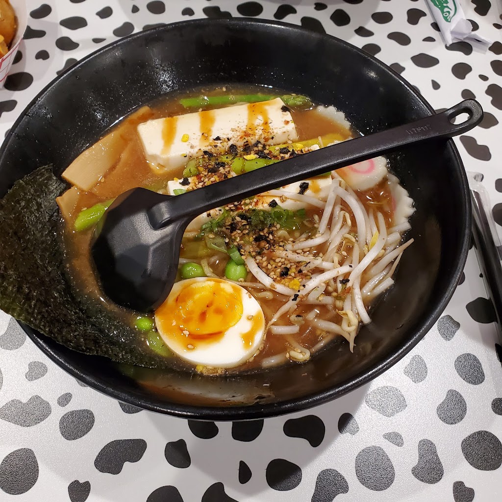 Molly Ramen•Poke•Tea | 801 Volvo Pkwy Ste 103, Chesapeake, VA 23320, USA | Phone: (757) 410-0872