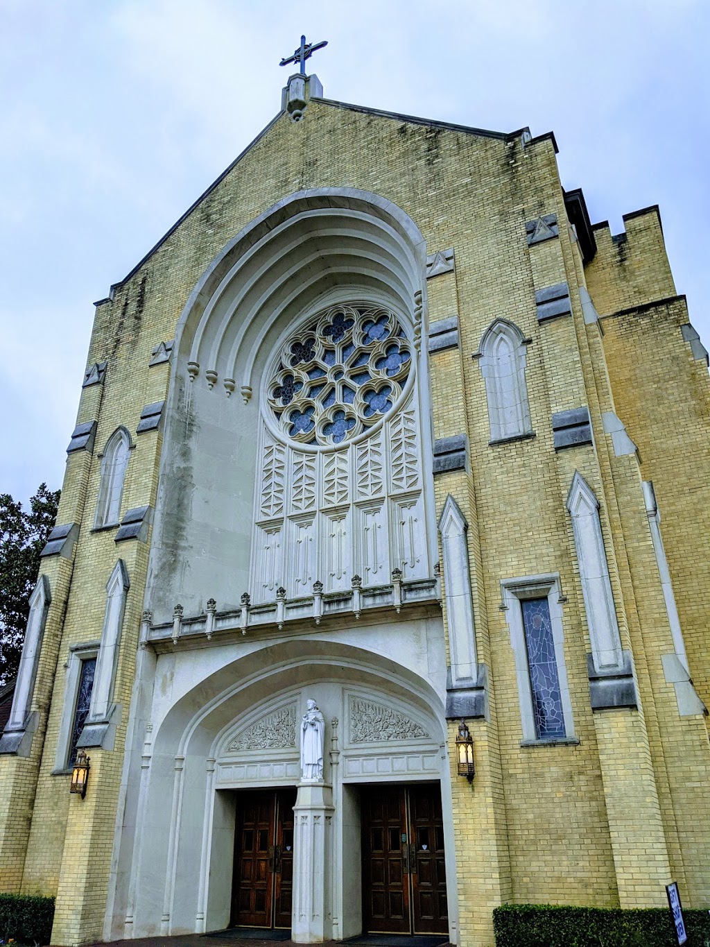 St. Thomas Aquinas Catholic Church | 6306 Kenwood Ave, Dallas, TX 75214, USA | Phone: (214) 821-3360
