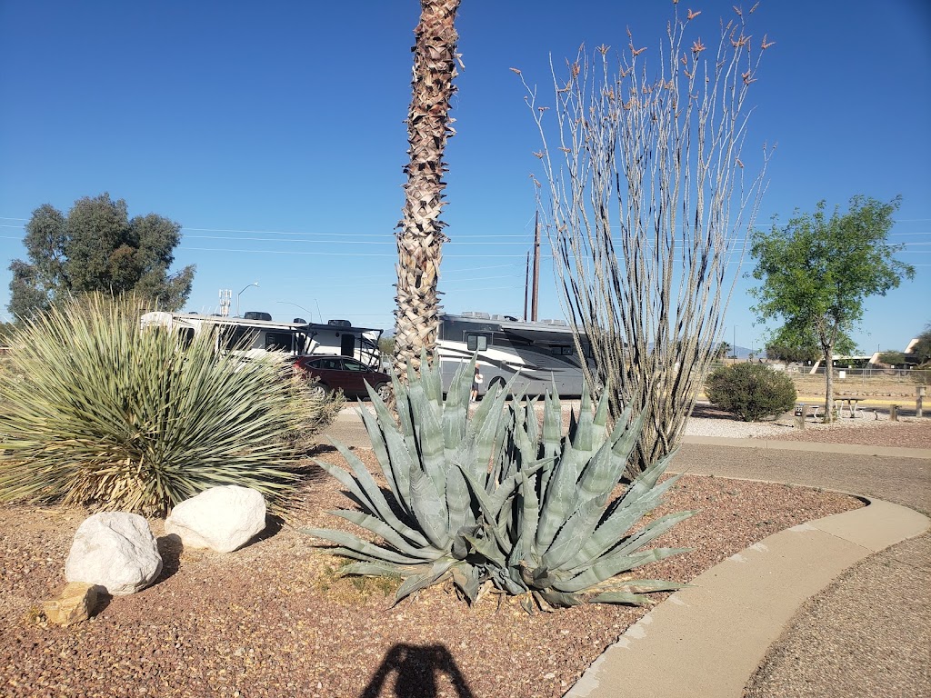 Boneyard Vista RV Park | 6170 Quijota Blvd Bldg. 6015, Tucson, AZ 85707, USA | Phone: (520) 747-9144