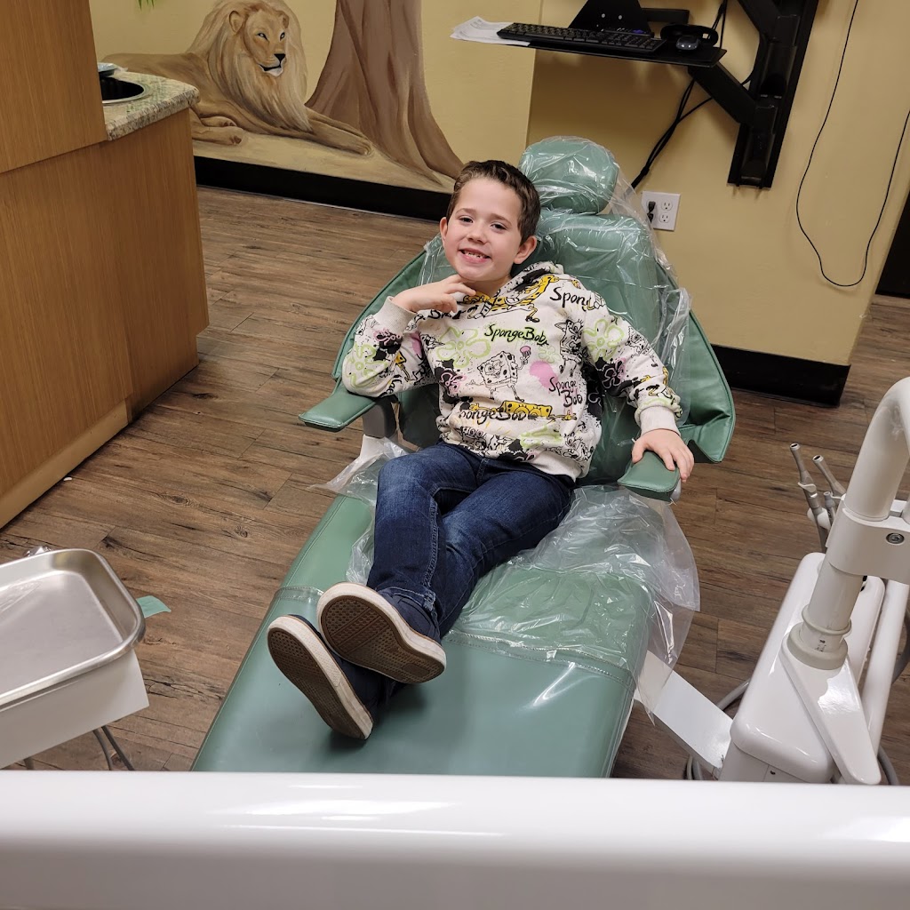 Madera Kids Dental World | 2295 Cleveland Ave D, Madera, CA 93637, USA | Phone: (559) 662-1071