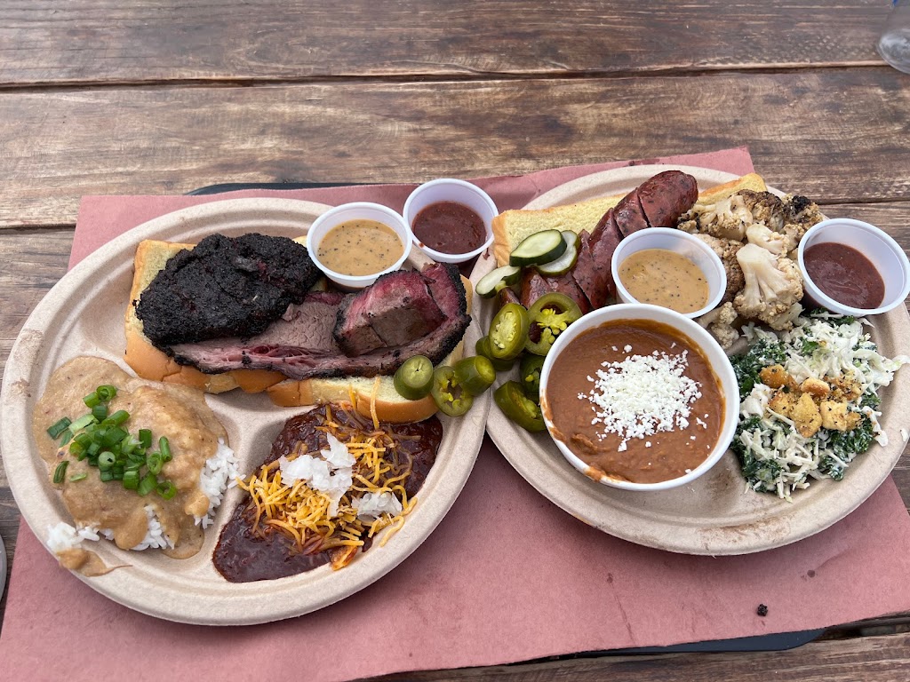 Leroy and Lewis Barbecue | 121 Pickle Rd, Austin, TX 78704, USA | Phone: (512) 945-9882