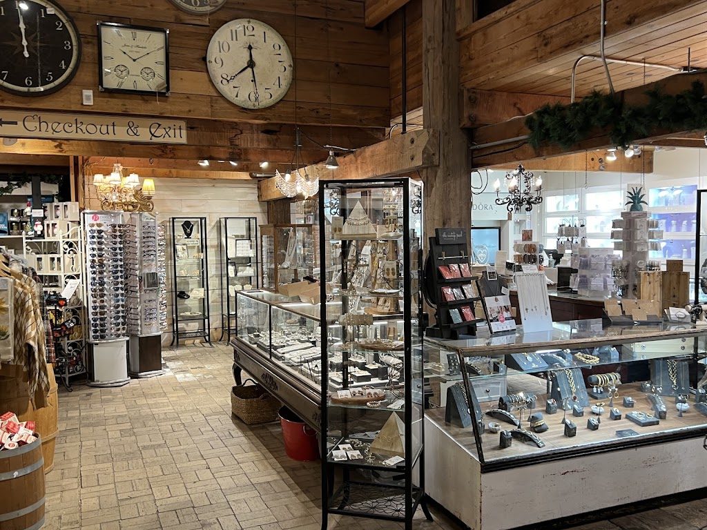 The General Store of Minnetonka Township | 14401 MN-7, Minnetonka, MN 55345, USA | Phone: (952) 935-7131