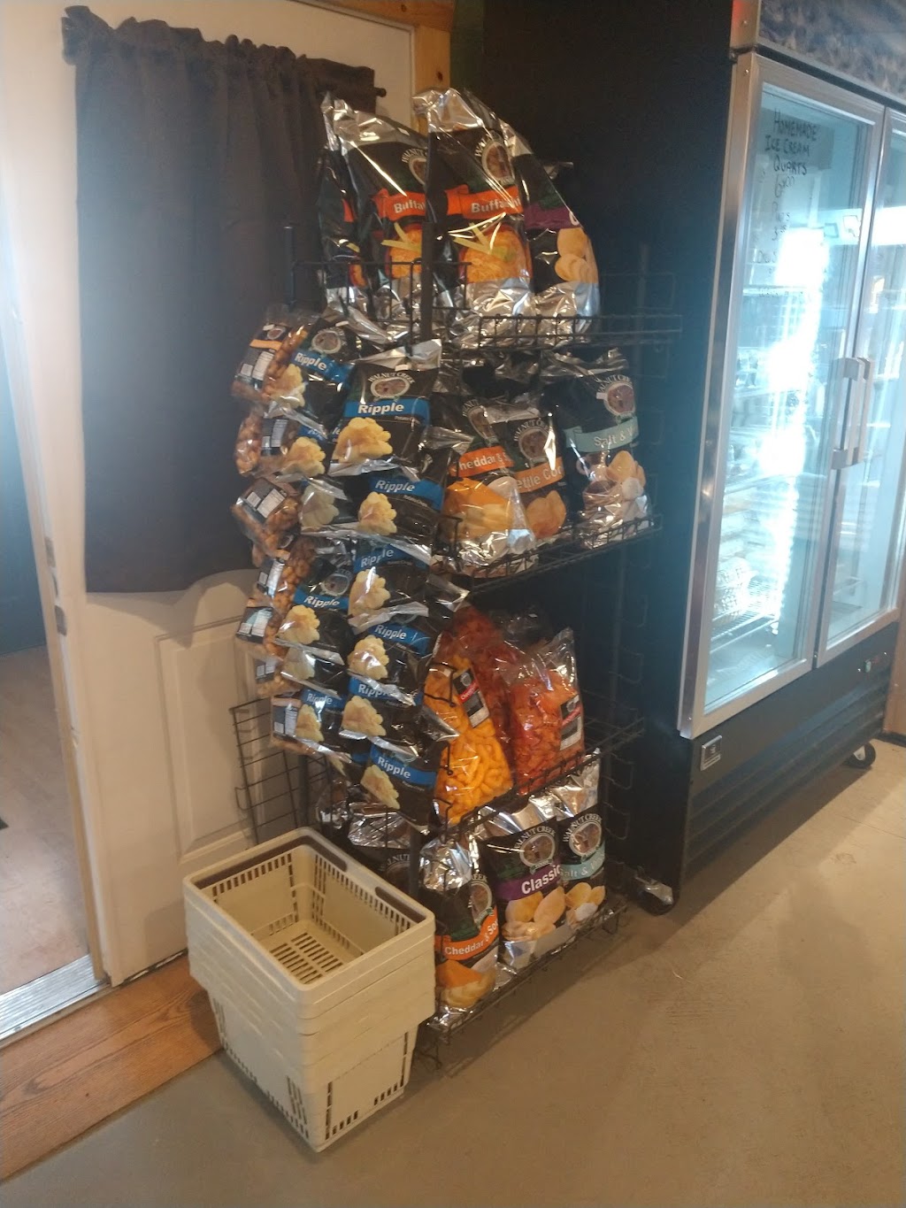 Windy Ridge Dairy | 457 N Tower Rd, Fombell, PA 16123, USA | Phone: (724) 822-8777