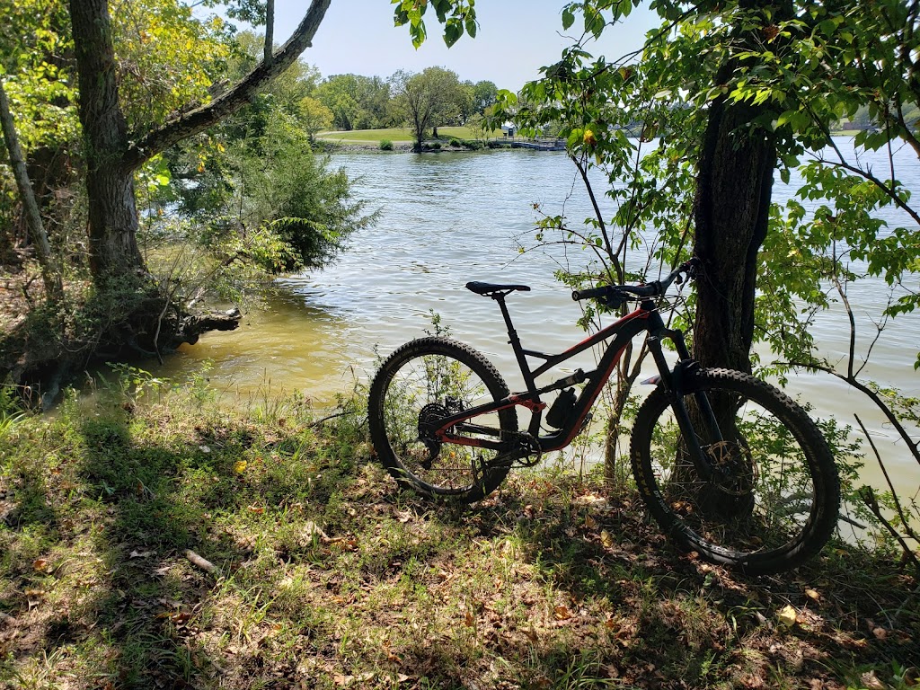 Lock 4 Mountain Bike Trailhead | Water Treatment Rd, Gallatin, TN 37066, USA | Phone: (615) 451-5911