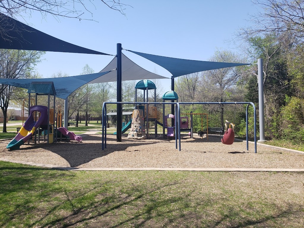 Greenville Heights Park | 1310 Shelborn Dr, Allen, TX 75002, USA | Phone: (214) 509-4700