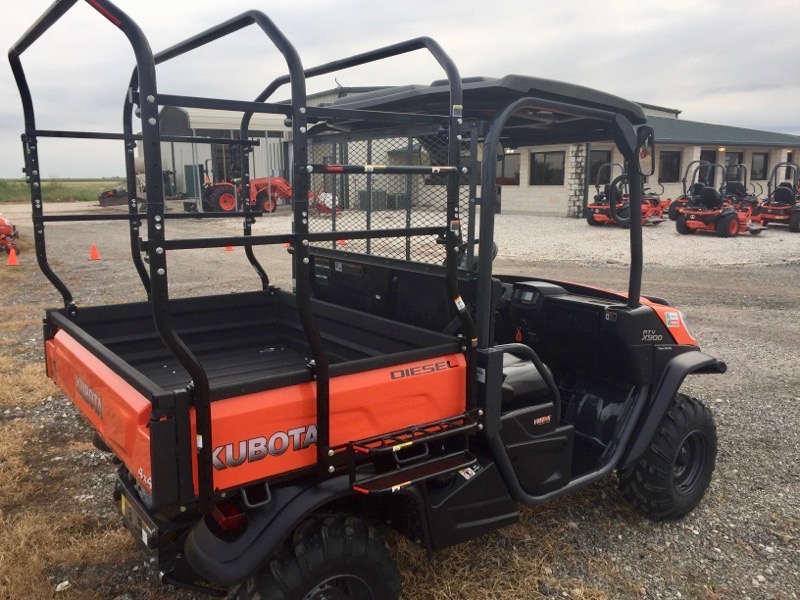 Ewald Kubota | 2600 Bus. Loop, US-181, Floresville, TX 78114, USA | Phone: (830) 216-7279