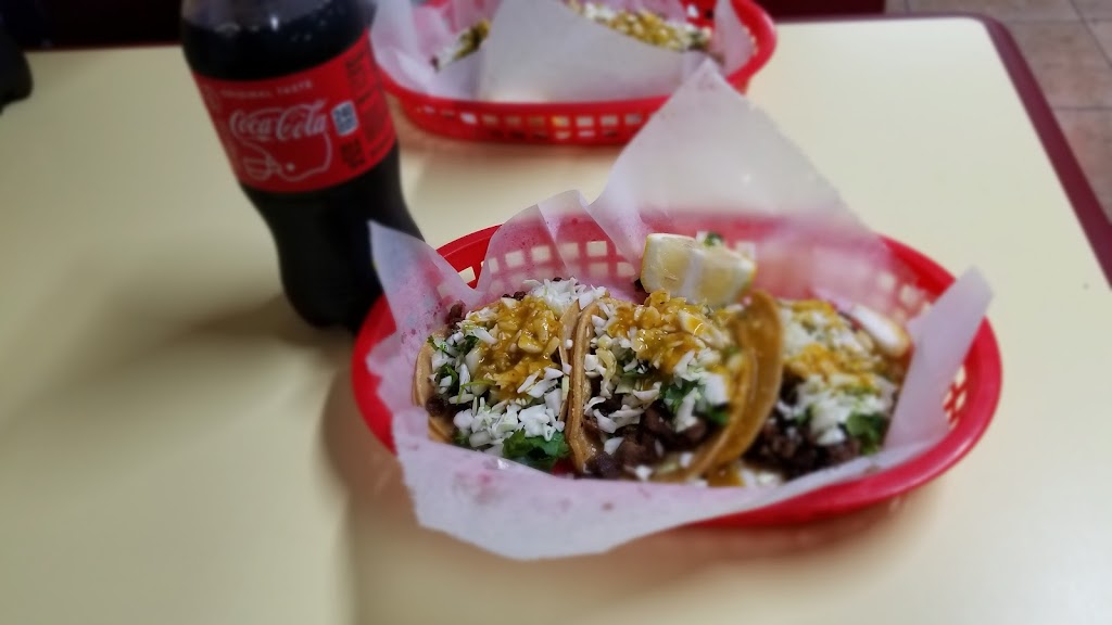 Bonita market & taqueria | 19108 Ave 14, Madera, CA 93637, USA | Phone: (559) 662-1659