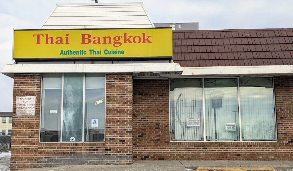 Thai Bangkok Restaurant | 9112 W Brown Deer Rd, Milwaukee, WI 53224, USA | Phone: (414) 362-0189