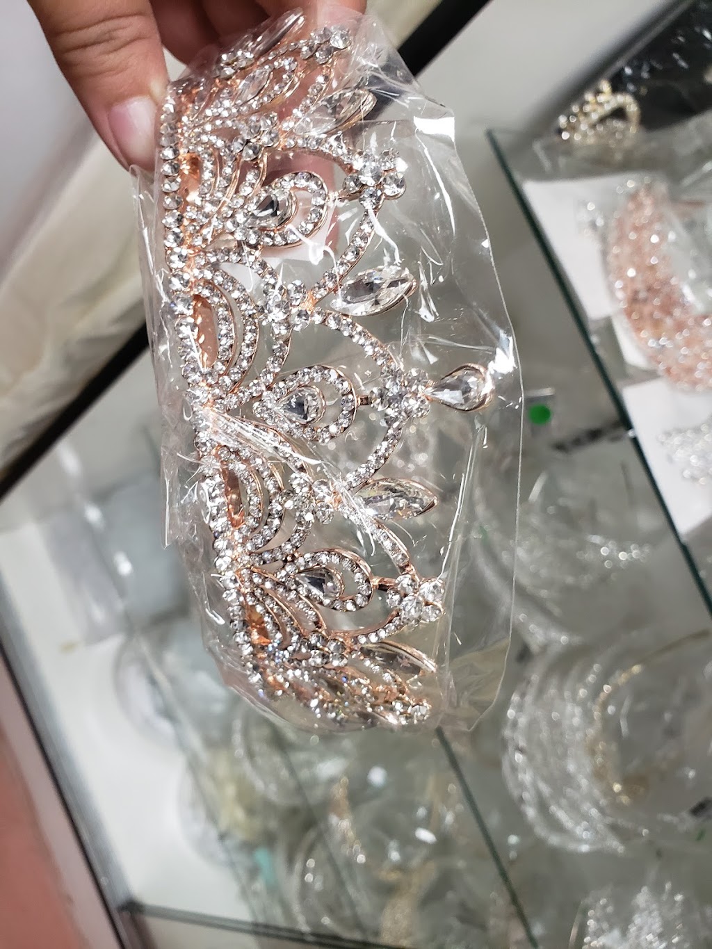 Dreams Bridal & Tuxedo | 15024 Bear Valley Rd A, Victorville, CA 92395, USA | Phone: (760) 962-9777