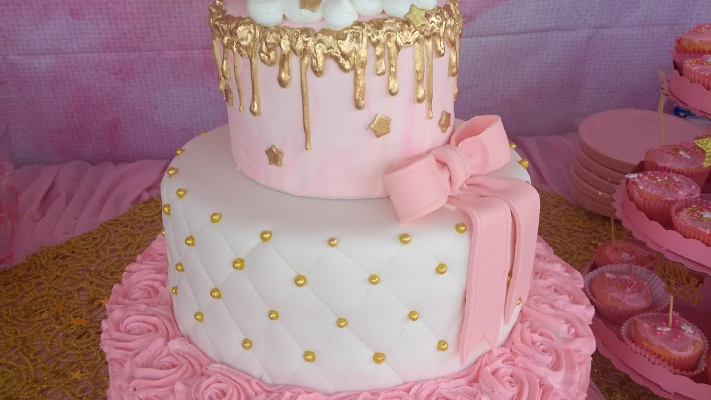 Kathys Cakes | 880 N Lake St, Hemet, CA 92544, USA | Phone: (951) 658-4497