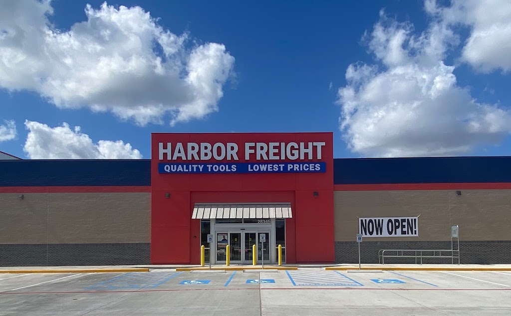 Harbor Freight Tools in 28345 Southwest Fwy, Rosenberg, TX 77471, USA