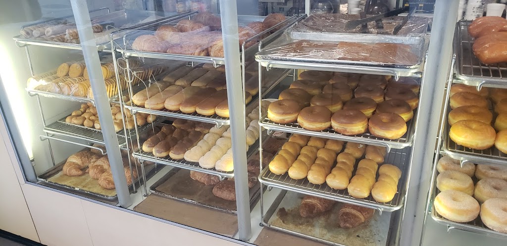 Big Jims Donuts | 2401 Whittier Blvd, Los Angeles, CA 90023, USA | Phone: (323) 261-9744