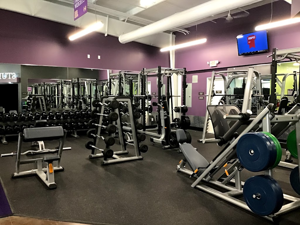 Anytime Fitness St. Francisville | 5737 Live Oak Centre Dr, Suite E, St Francisville, LA 70775 | Phone: (225) 535-8100