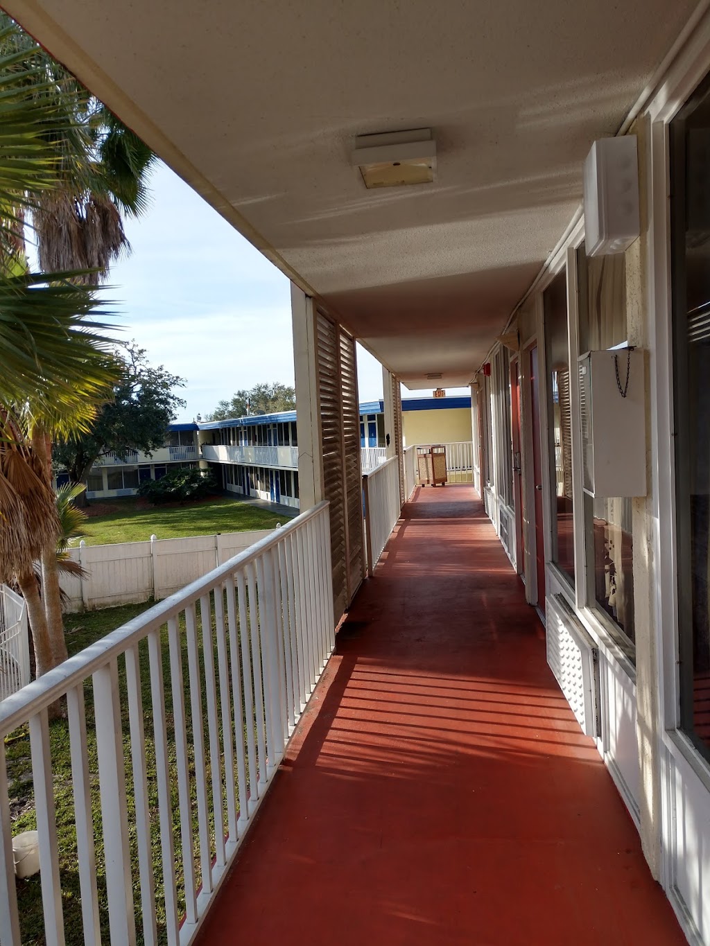 Quality Inn | 2934 Polynesian Isle Blvd, Kissimmee, FL 34746, USA | Phone: (407) 329-4375