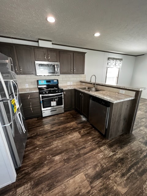 River Oaks MHC | 211 Arhaven Dr, Newton Falls, OH 44444, USA | Phone: (330) 872-7682