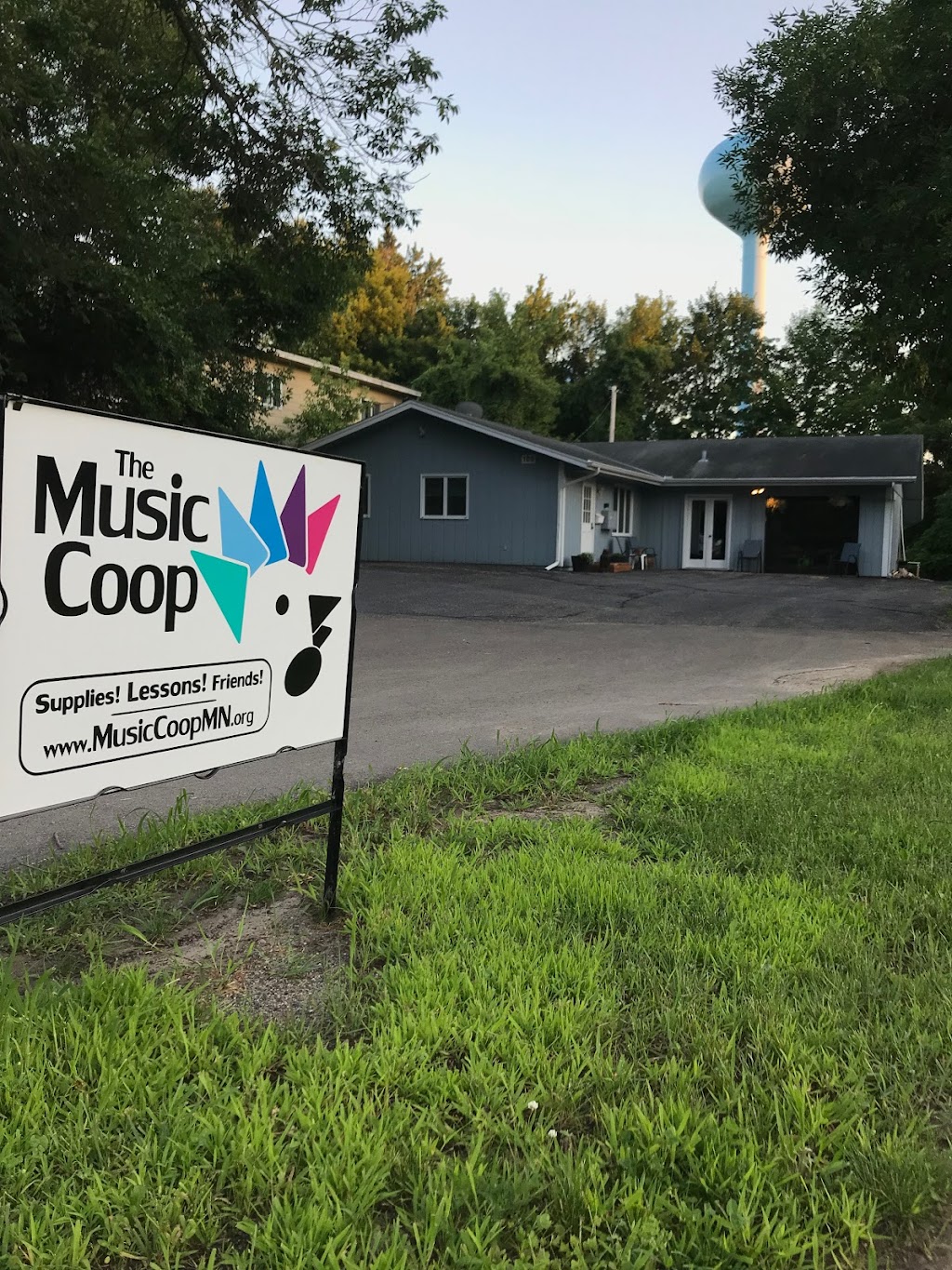 The Music Coop | 180 George St, Excelsior, MN 55331, USA | Phone: (952) 470-7844