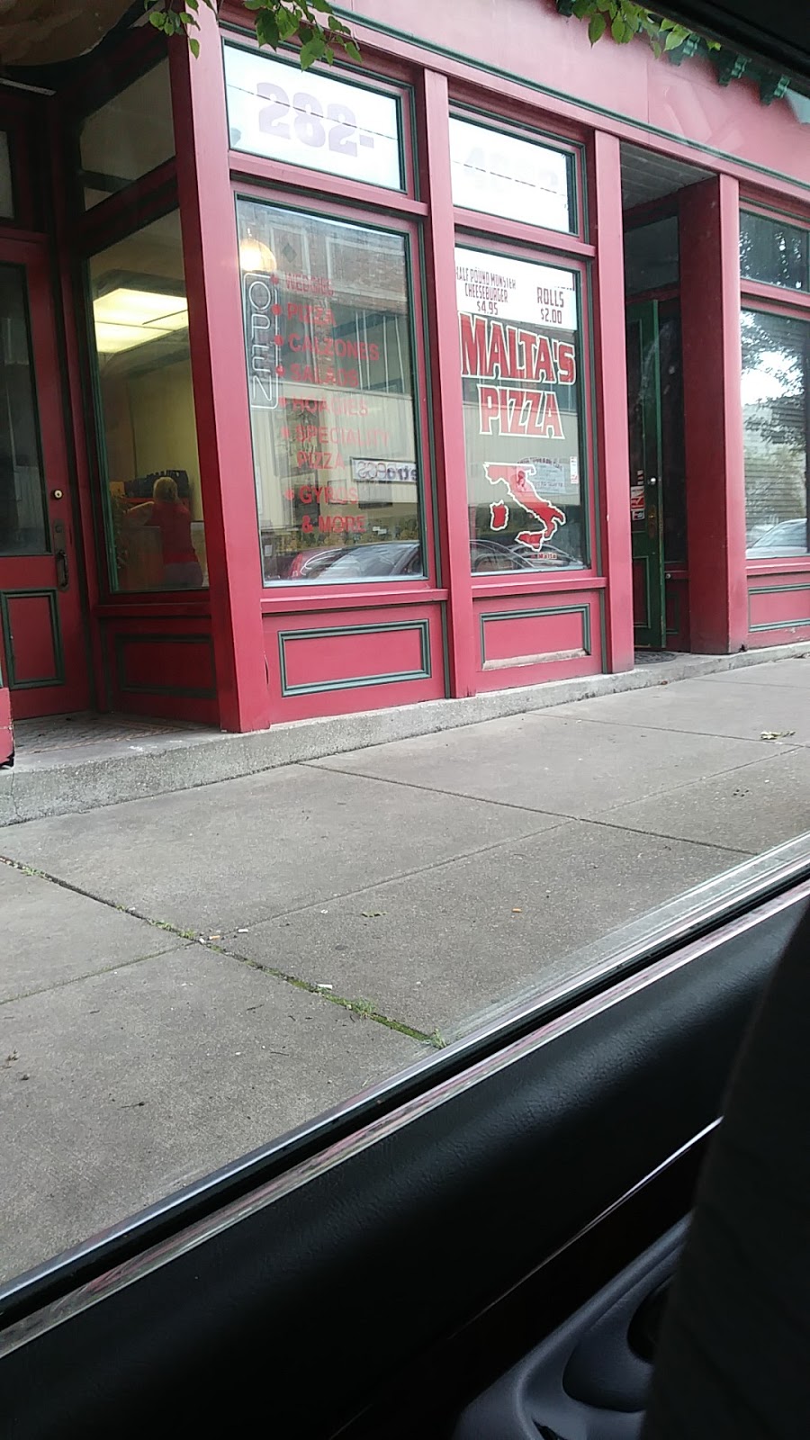 Maltas Pizza | 414 Market St, Steubenville, OH 43952, USA | Phone: (740) 282-4662