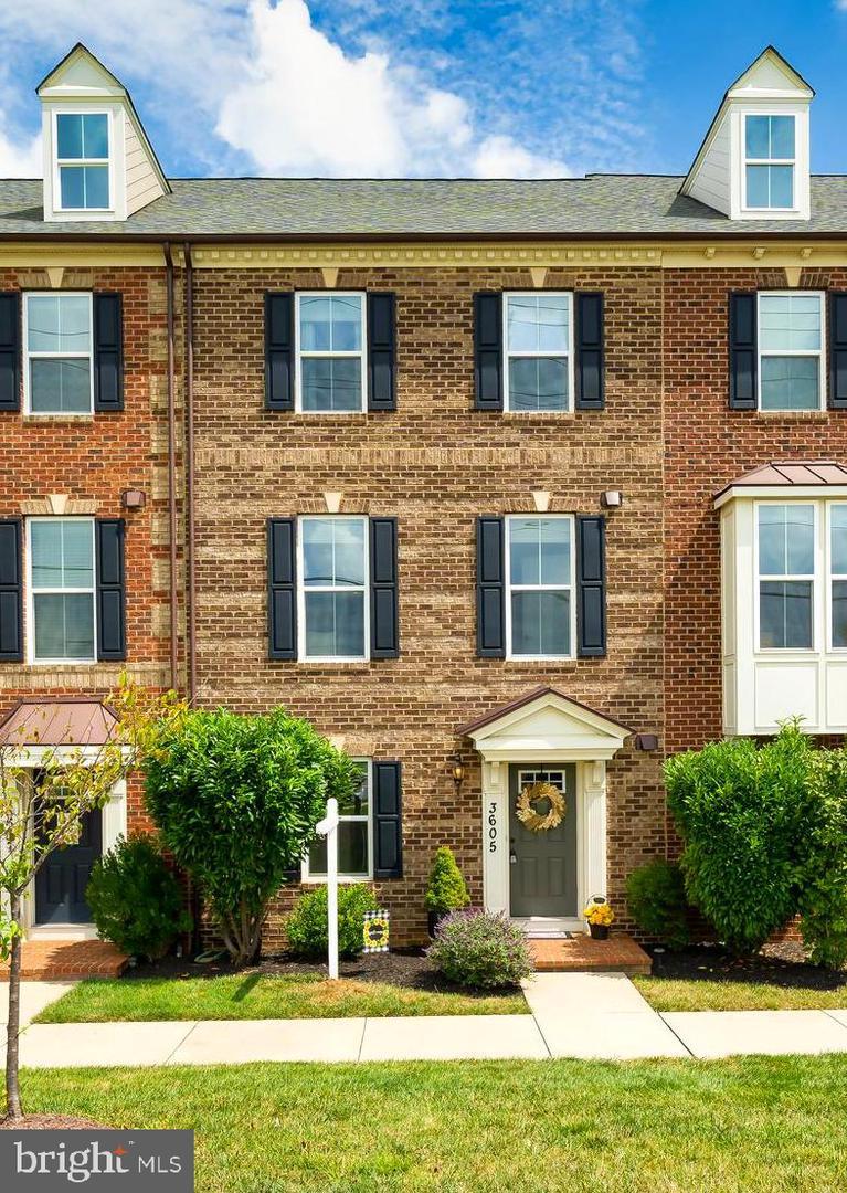 Leigh Fangmeyer, RE/MAX Results | 5202 Presidents Ct #310, Frederick, MD 21703, USA | Phone: (301) 730-0555