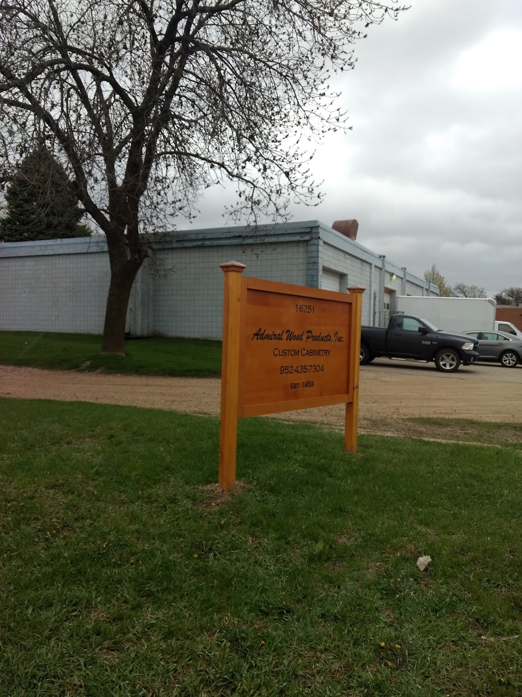 Admiral Wood Products Inc | 16251 Kenrick Loop, Lakeville, MN 55044, USA | Phone: (952) 435-7304