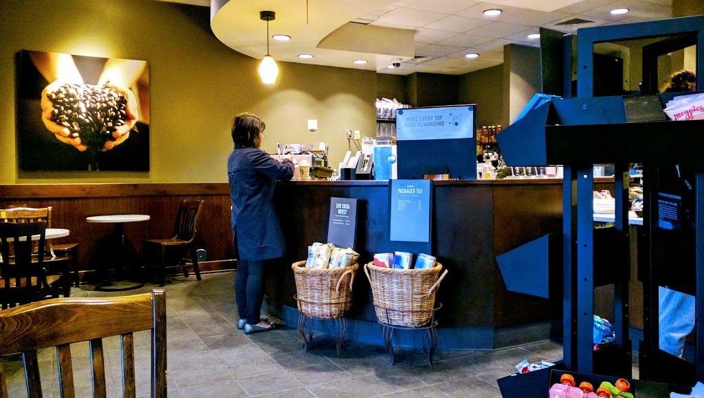 Starbucks | 762 J Clyde Morris Blvd, Newport News, VA 23601, USA | Phone: (757) 595-4621