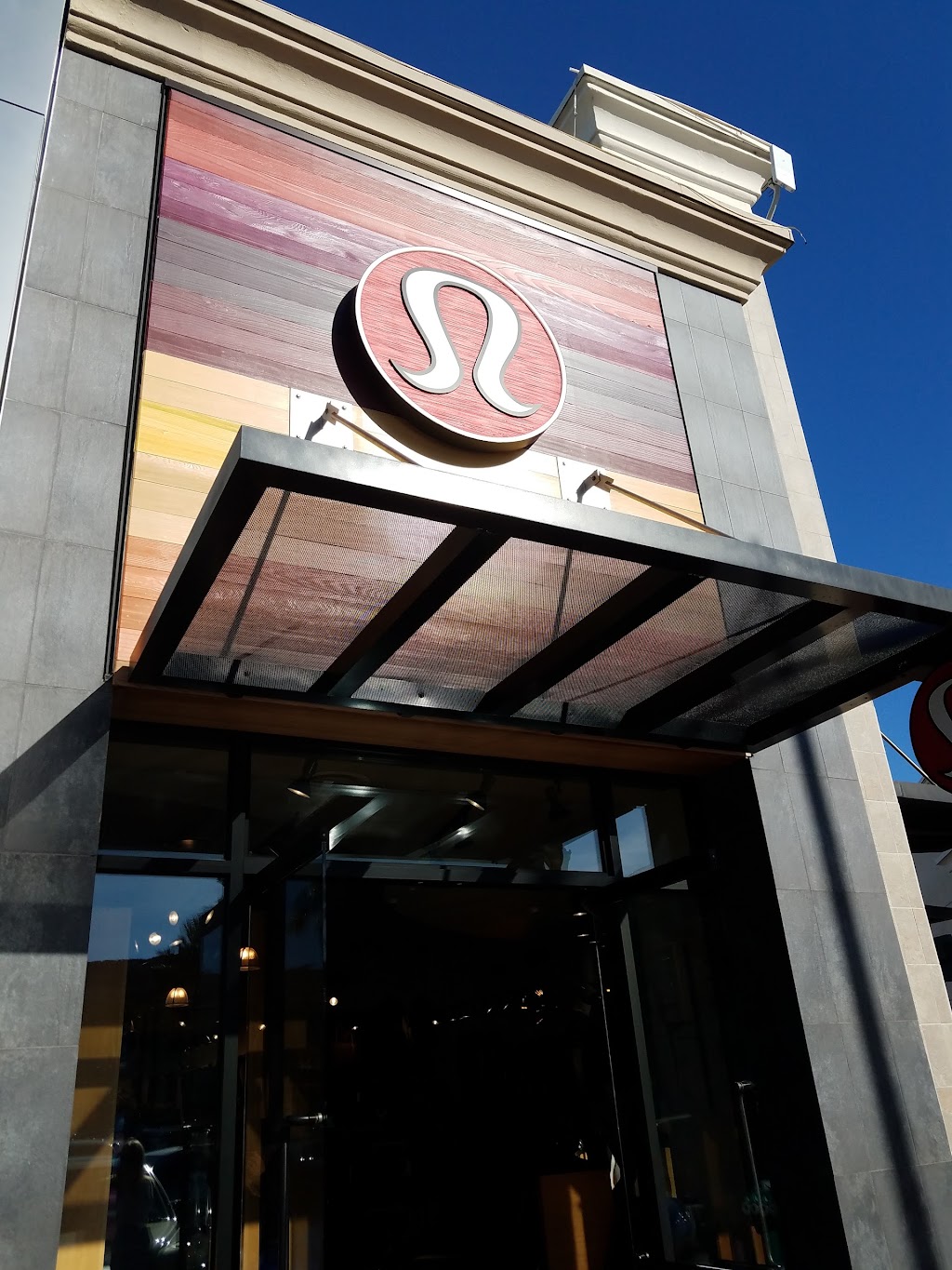 lululemon | 1915 Calle Barcelona #134, Carlsbad, CA 92009, USA | Phone: (760) 462-7566