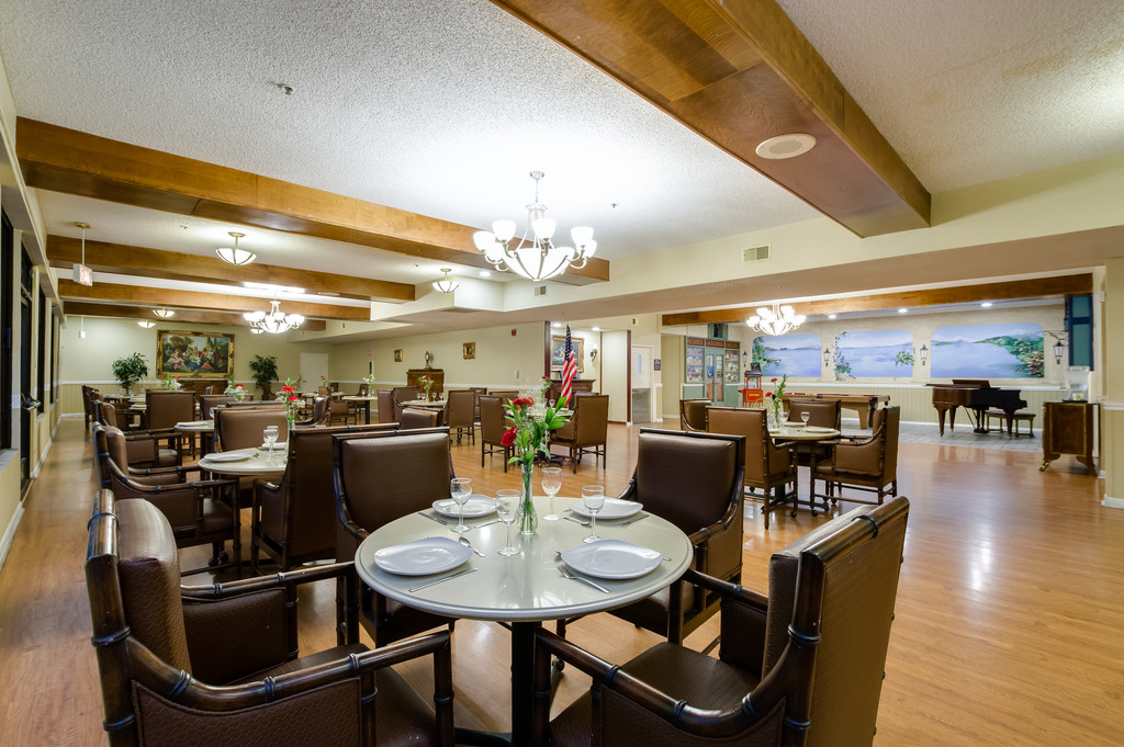 Pacifica Senior Living Northridge | 8700 Lindley Ave, Los Angeles, CA 91325, USA | Phone: (818) 435-6291