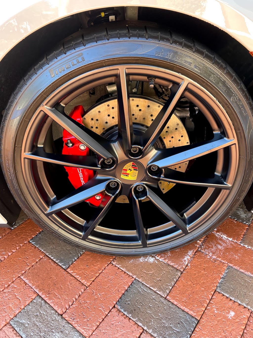 Apex Mobile Detailing & Ceramic Coatings, LLC | 4504 Lithia Springs Rd, Lithia, FL 33547, USA | Phone: (813) 465-2937