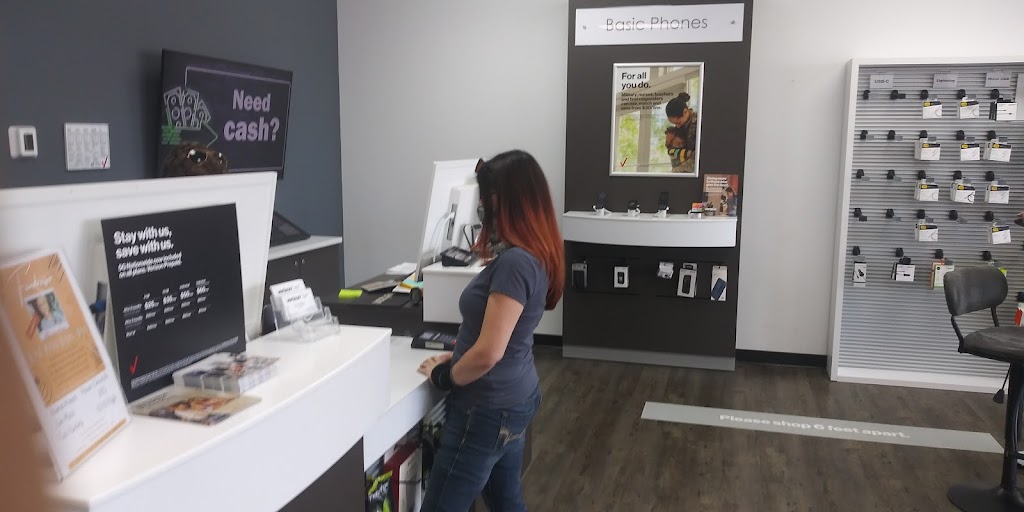 Verizon Authorized Retailer - Russell Cellular | 1019 High Point St, Randleman, NC 27317, USA | Phone: (336) 498-6677