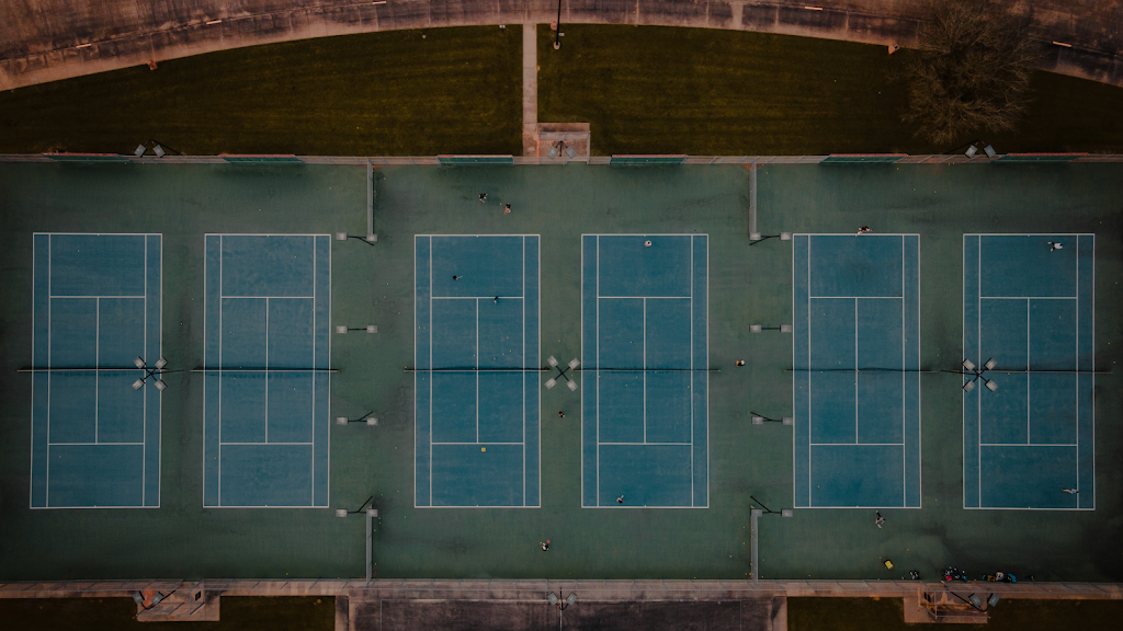 Easy Tiger Tennis | 4963+QX6, Tomball, TX 77375, USA | Phone: (832) 955-3589