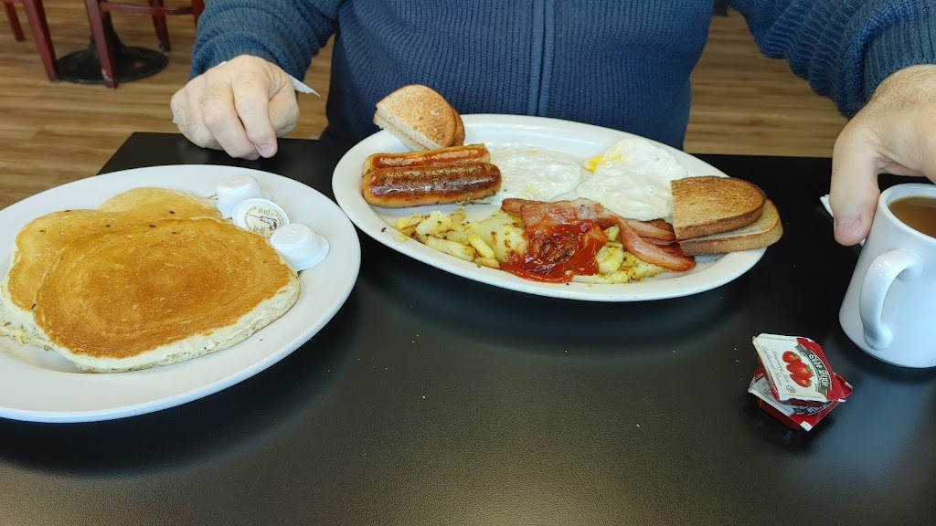 Benedicts Breakfast | 623 King St, Welland, ON L3B 3L4, Canada | Phone: (905) 788-3337