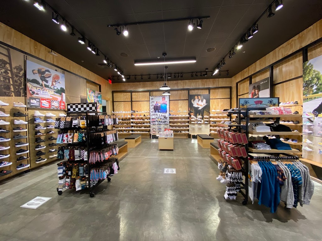 Vans | 828 E Alosta Ave, Azusa, CA 91702, USA | Phone: (626) 963-2710