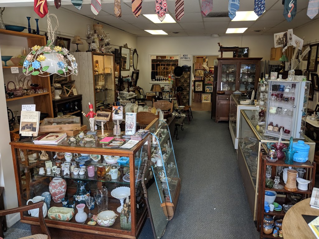 Antiques In Clyde | 109 W Buckeye St, Clyde, OH 43410, USA | Phone: (419) 618-8876