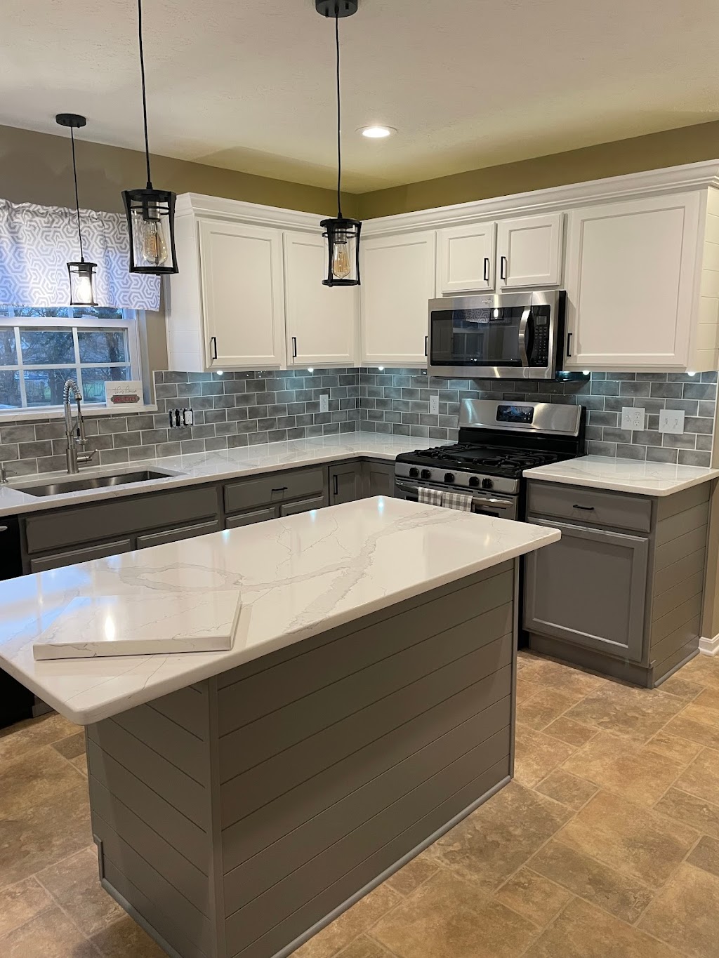 MARIO STONE | 13000 York Rd, North Royalton, OH 44133, USA | Phone: (440) 479-1837