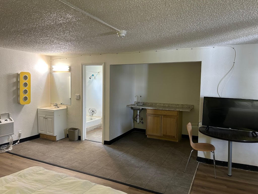 MOTEL 9 | 1724 Lorain Blvd, Elyria, OH 44035, USA | Phone: (215) 917-9234