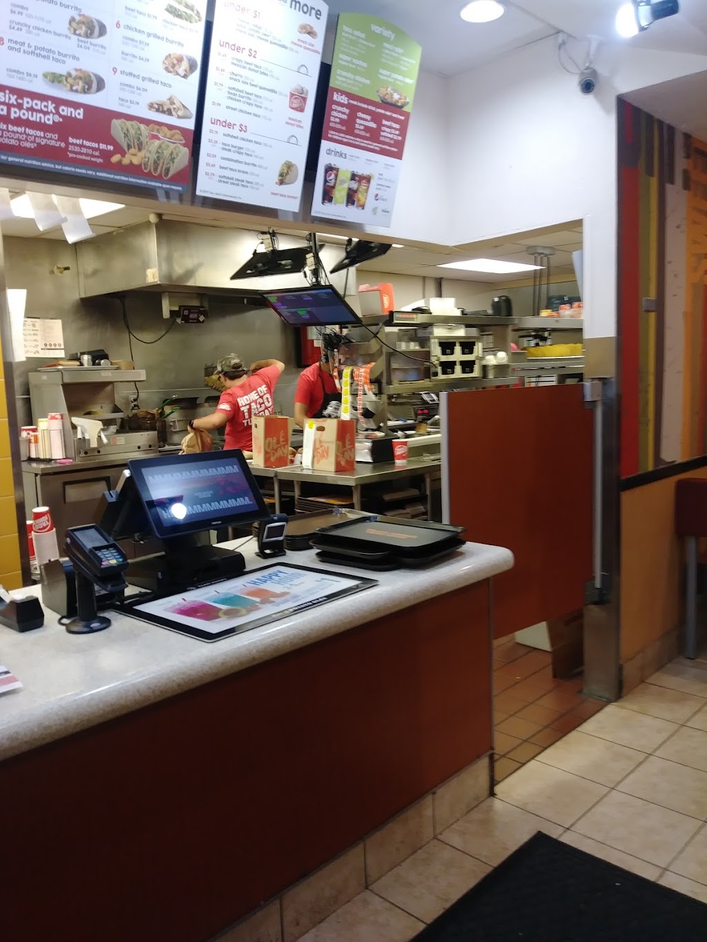 Taco Johns | 5445 L St, Omaha, NE 68117, USA | Phone: (402) 731-8250