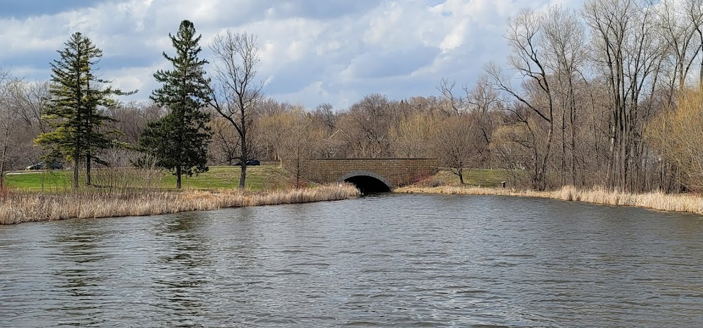 West Medicine Lake Park Beach | 1815 W Medicine Lake Dr, Plymouth, MN 55441, USA | Phone: (763) 509-5000