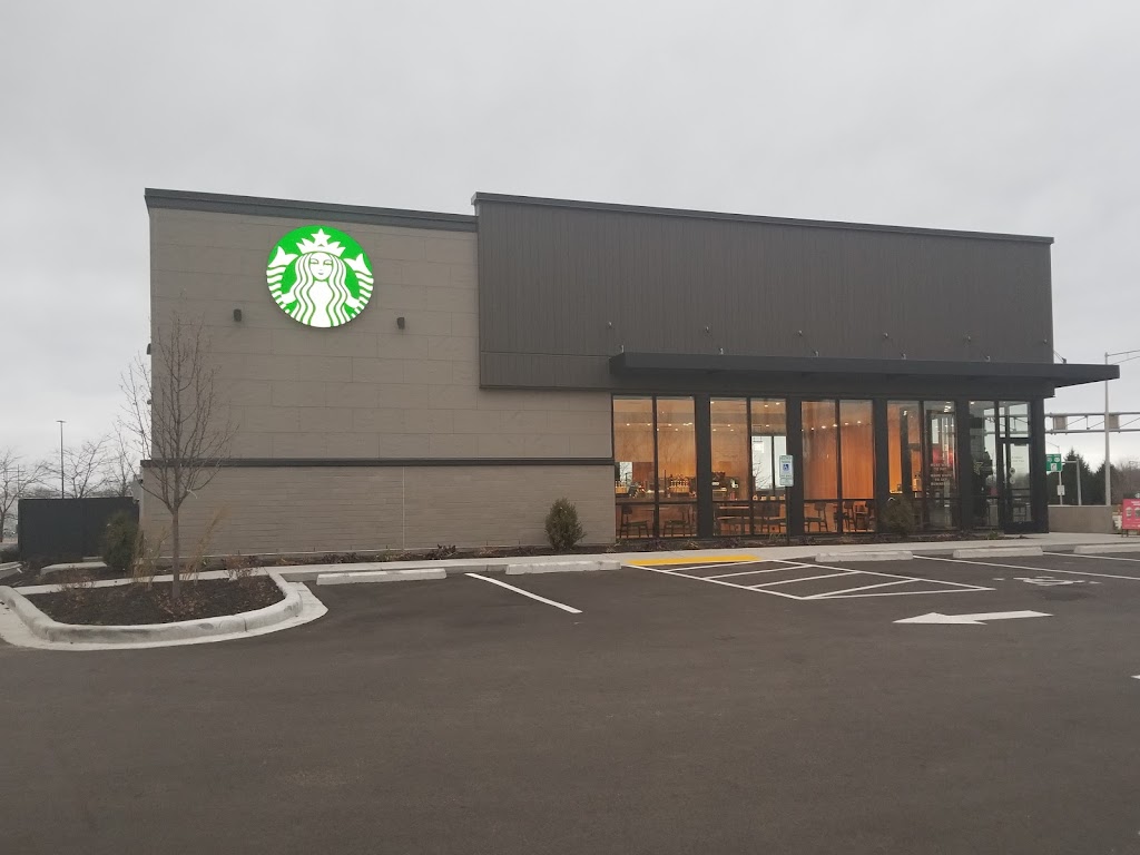 Starbucks | 827 E Green Bay Ave, Saukville, WI 53080, USA | Phone: (262) 277-9110