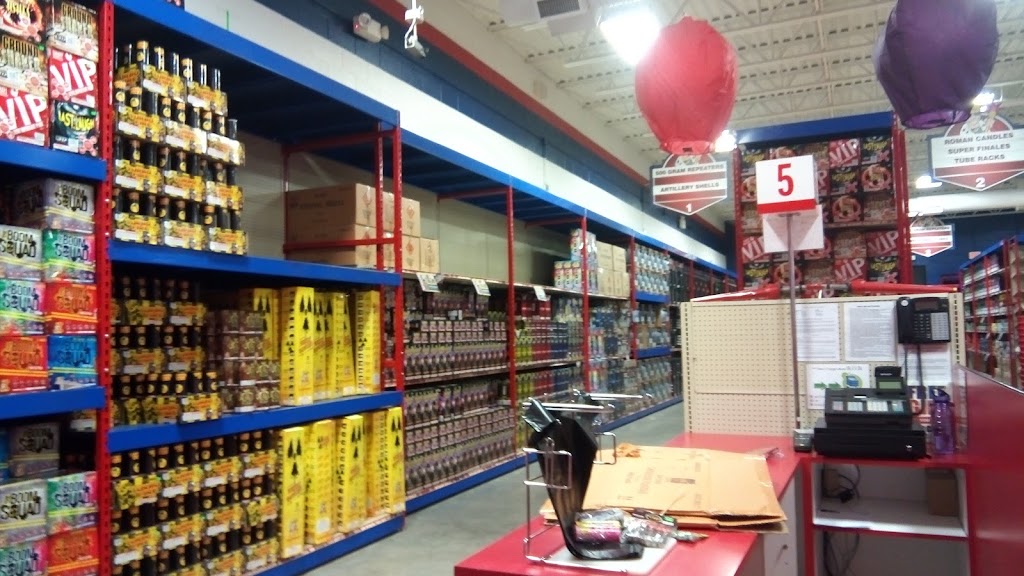 Sky King Fireworks | 3 S Pennsylvania Ave, Morrisville, PA 19067, USA | Phone: (215) 736-9040