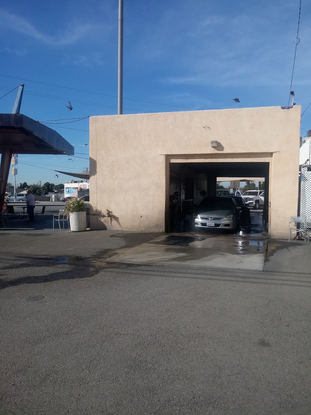 Carwash Touch and Glow | 11615 Carmenita Rd, Whittier, CA 90605, USA | Phone: (562) 577-9395