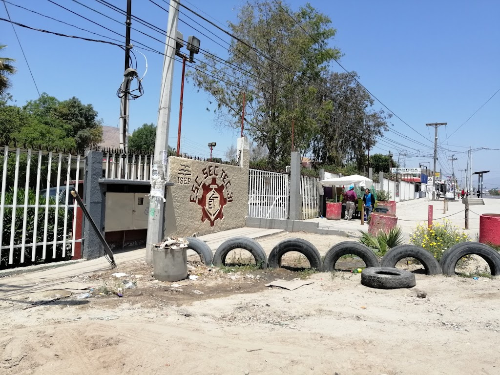 Secundaria Técnica Núm. 31 José Santos Valdez García | Maya y Achiutla s/n, Matamoros Norte-Centro-Sur, Mariano Matamoros, 22234 Tijuana, B.C., Mexico | Phone: 664 629 2641