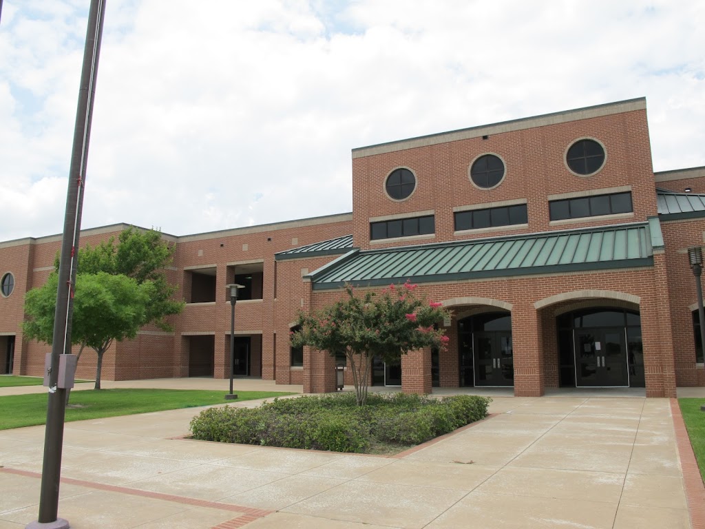 Mansfield High School | 3001 E Broad St, Mansfield, TX 76063, USA | Phone: (682) 314-0100