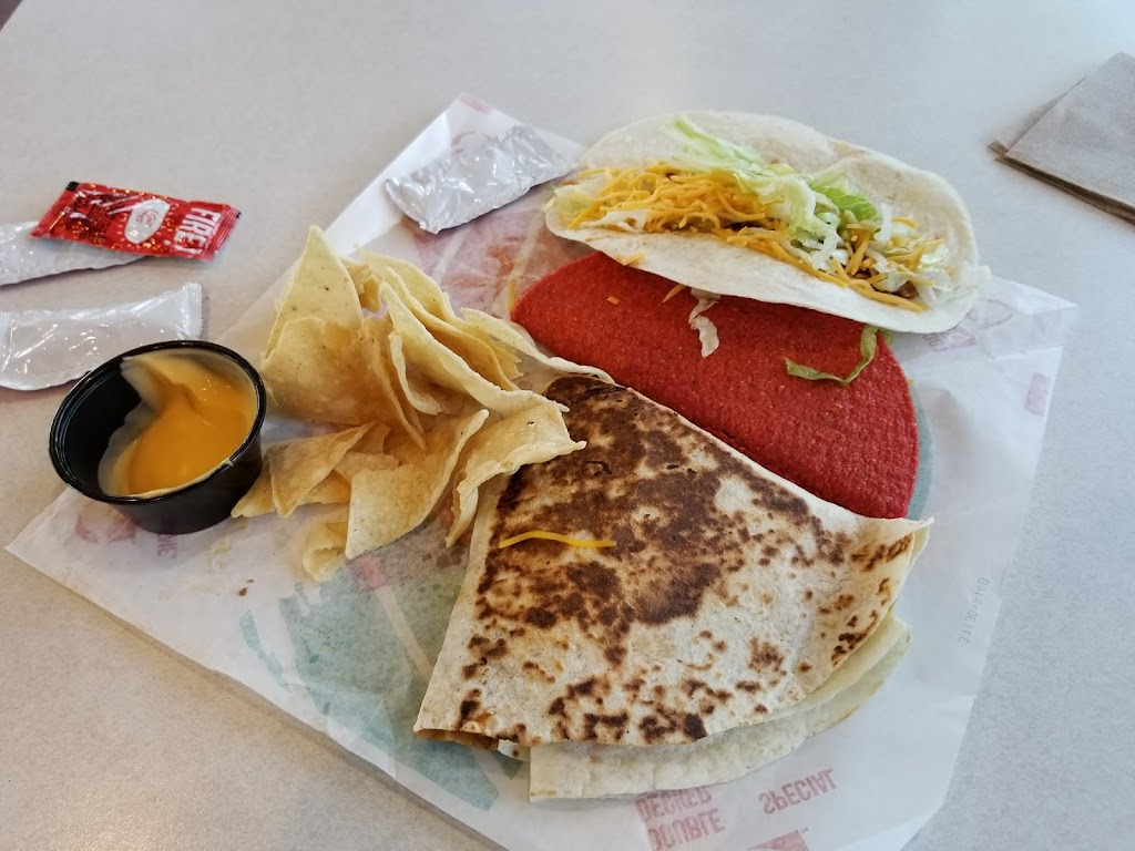 Taco Bell | 1701 California Pkwy S, Fort Worth, TX 76134, USA | Phone: (817) 568-8994