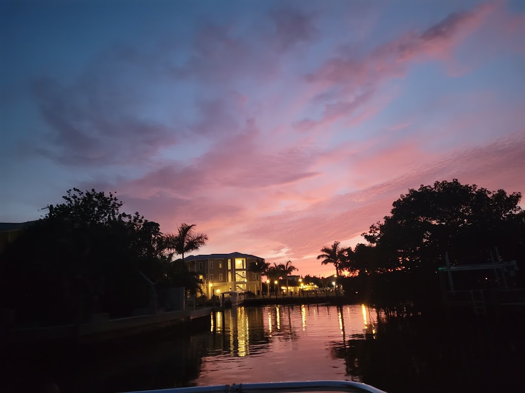 Fun Boat Anna Maria Island | 5501 Marina Dr, Holmes Beach, FL 34217, USA | Phone: (941) 504-9350