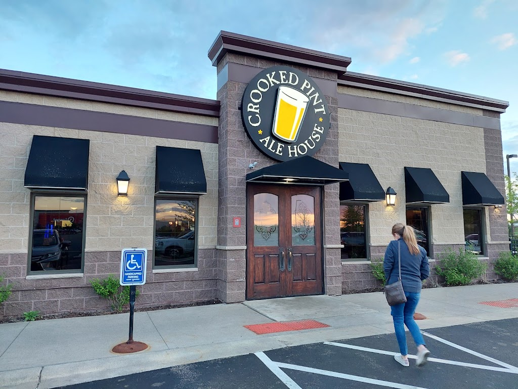 Crooked Pint Ale House | 15668 Pilot Knob Rd, Apple Valley, MN 55124, USA | Phone: (952) 891-3883